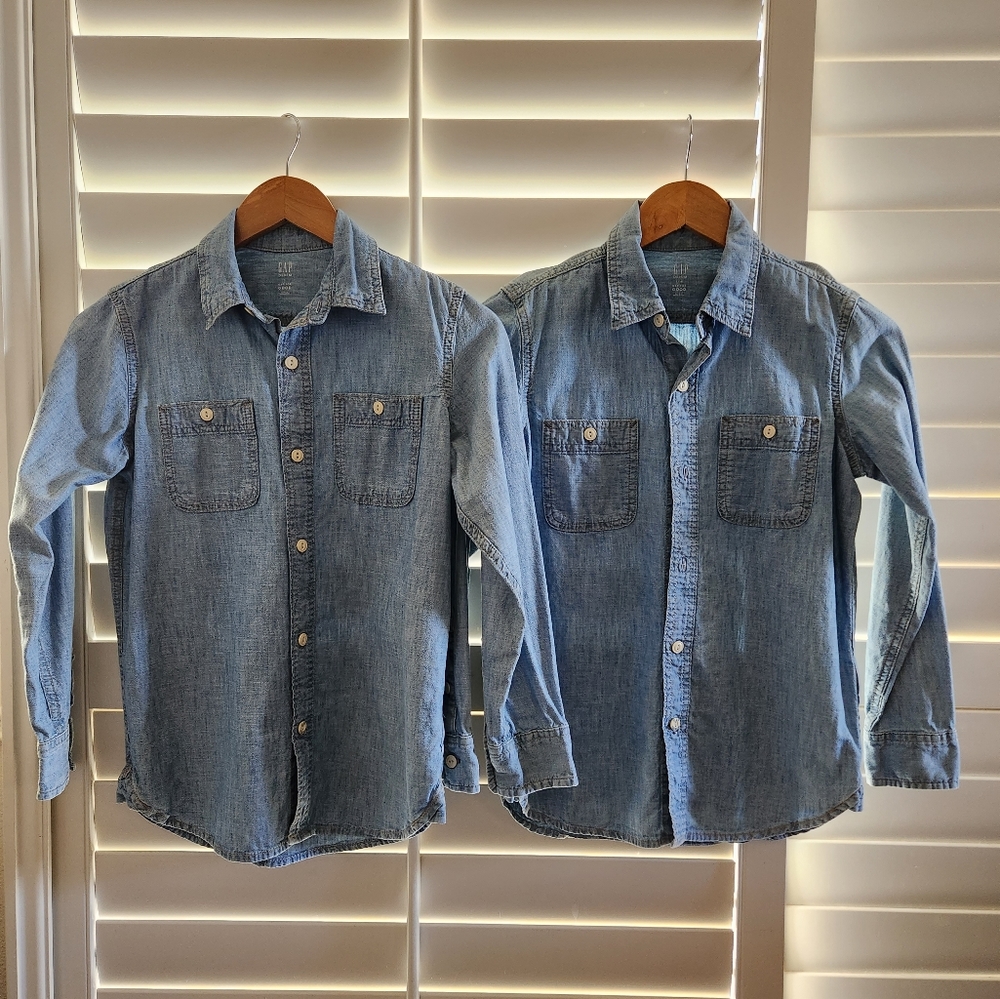 GAP denim long sleeve Youth size large (10)